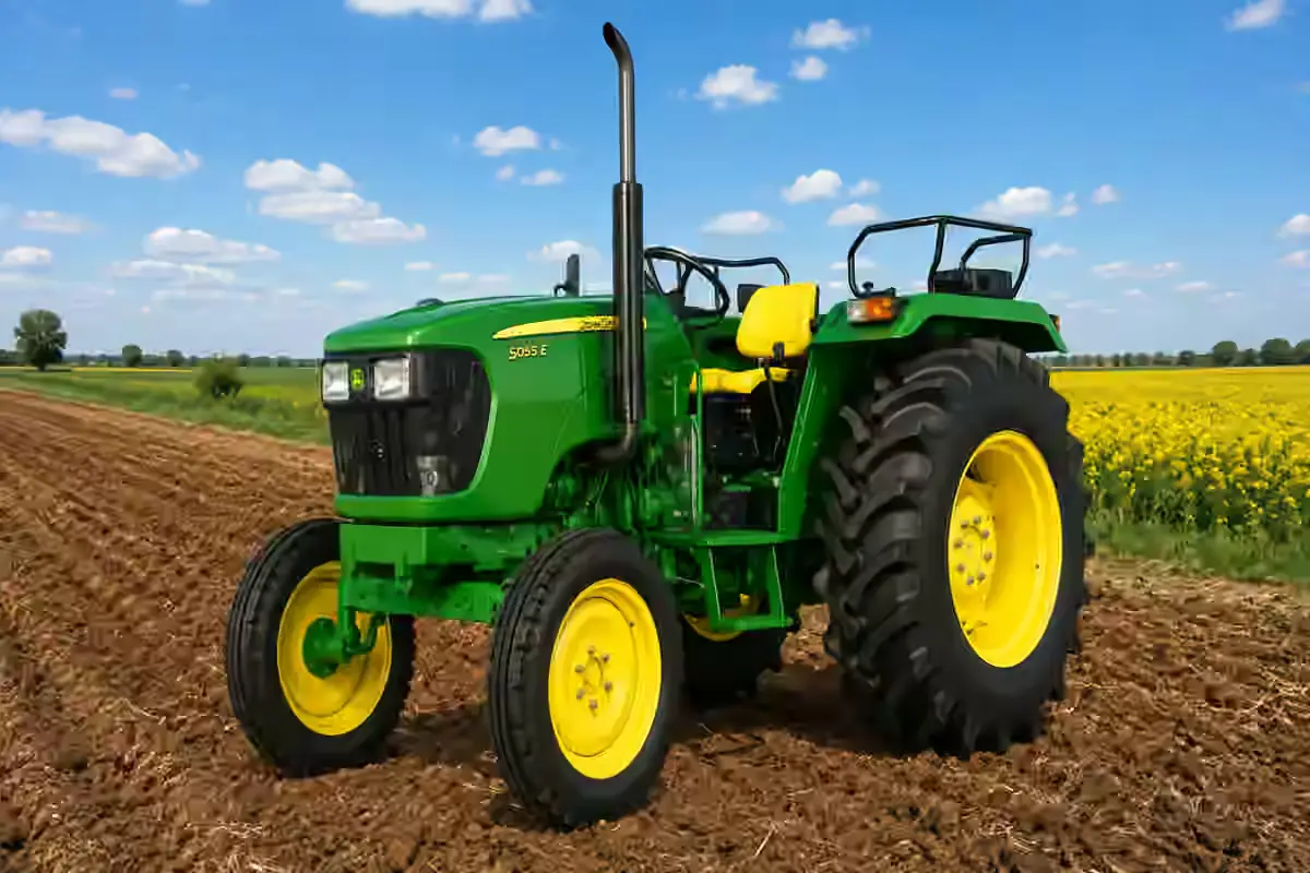 John Deere 5055E