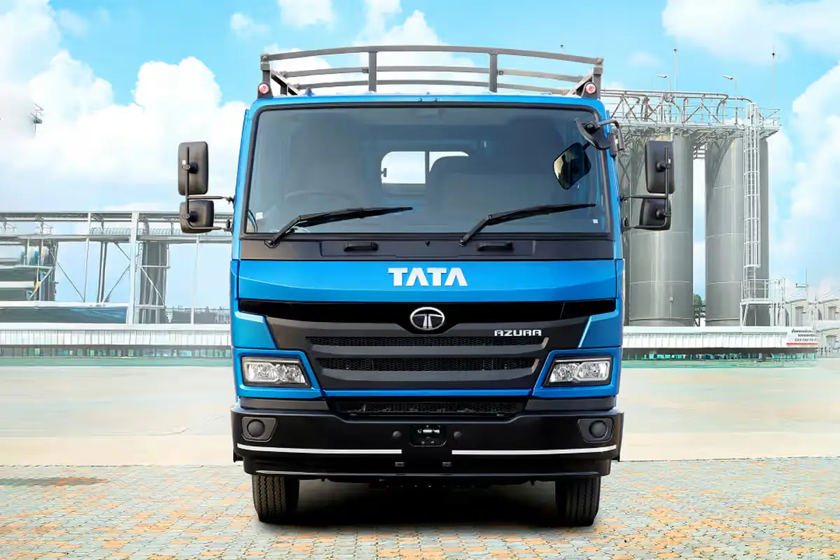 Tata Azura 710