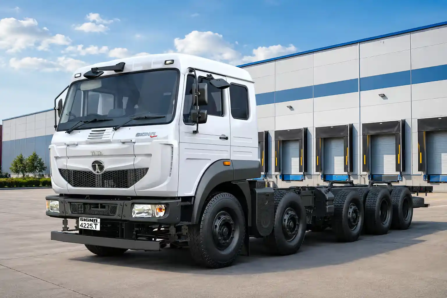 Tata LPT 4225 Cowl